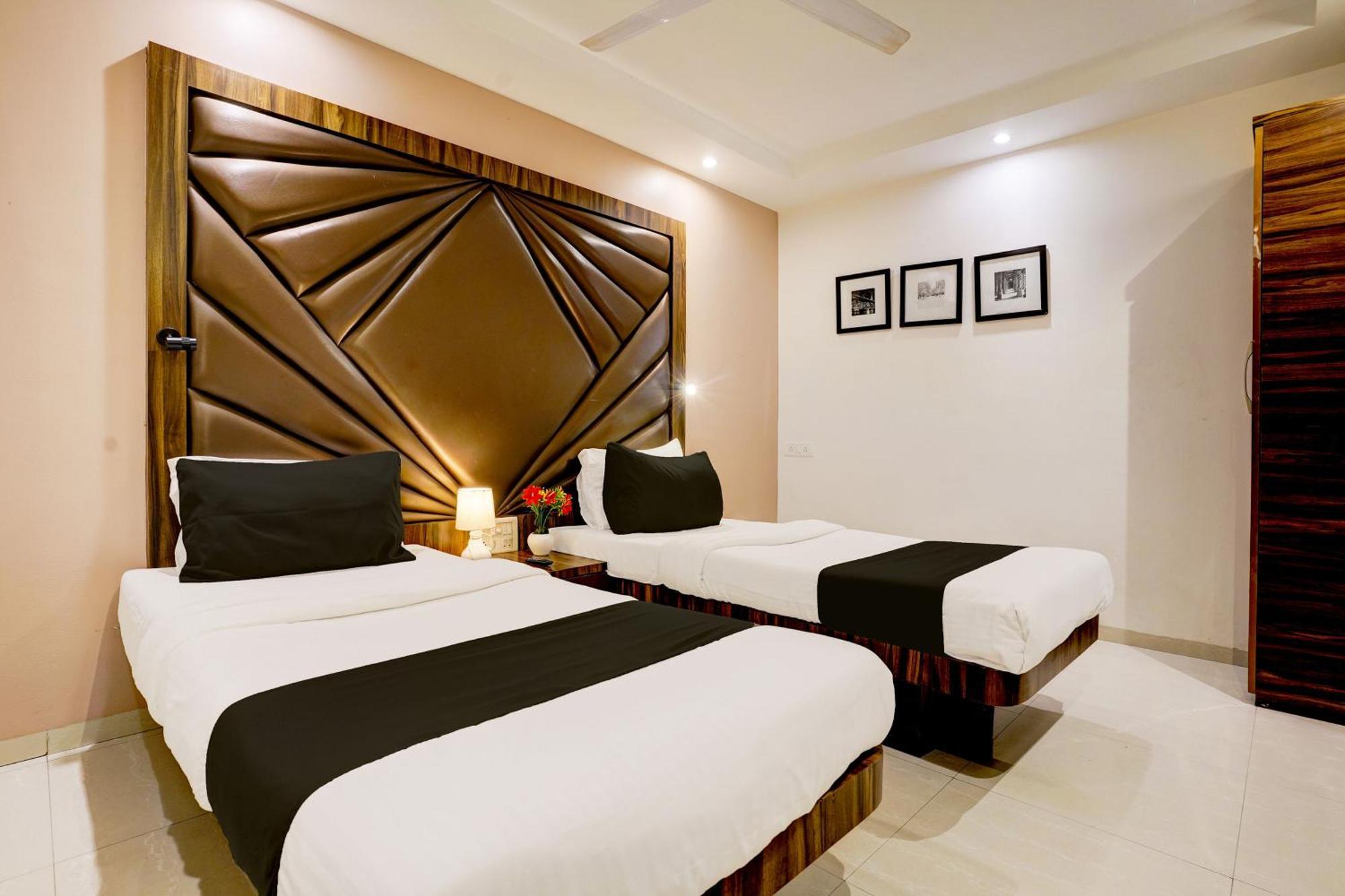 Super Hotel O Mumbai Central Formerly Park Palace Екстериор снимка