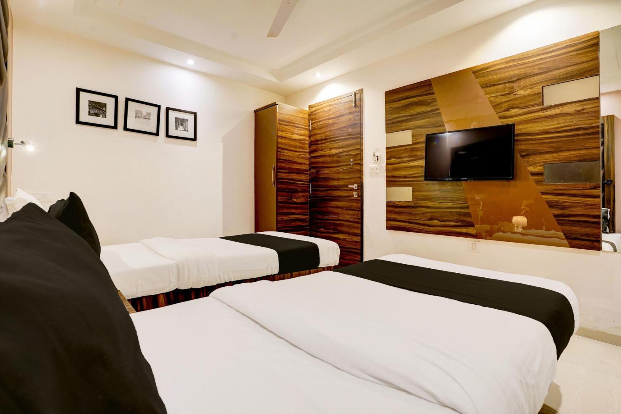 Super Hotel O Mumbai Central Formerly Park Palace Екстериор снимка